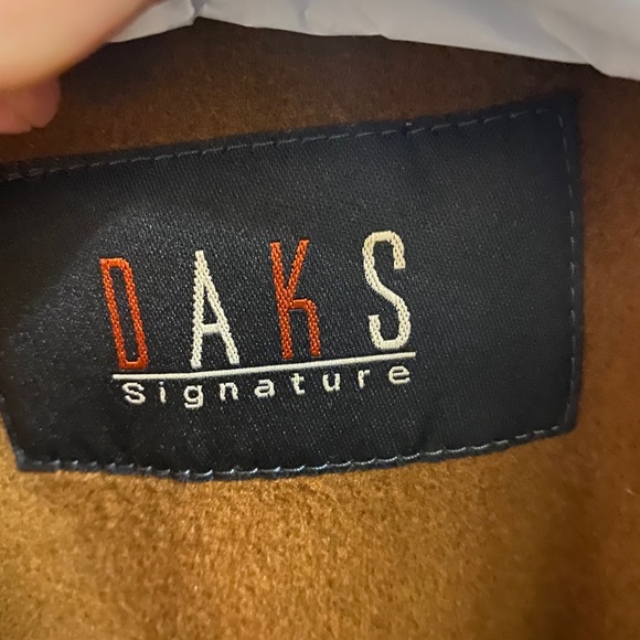 coat - Picture 3 of 3